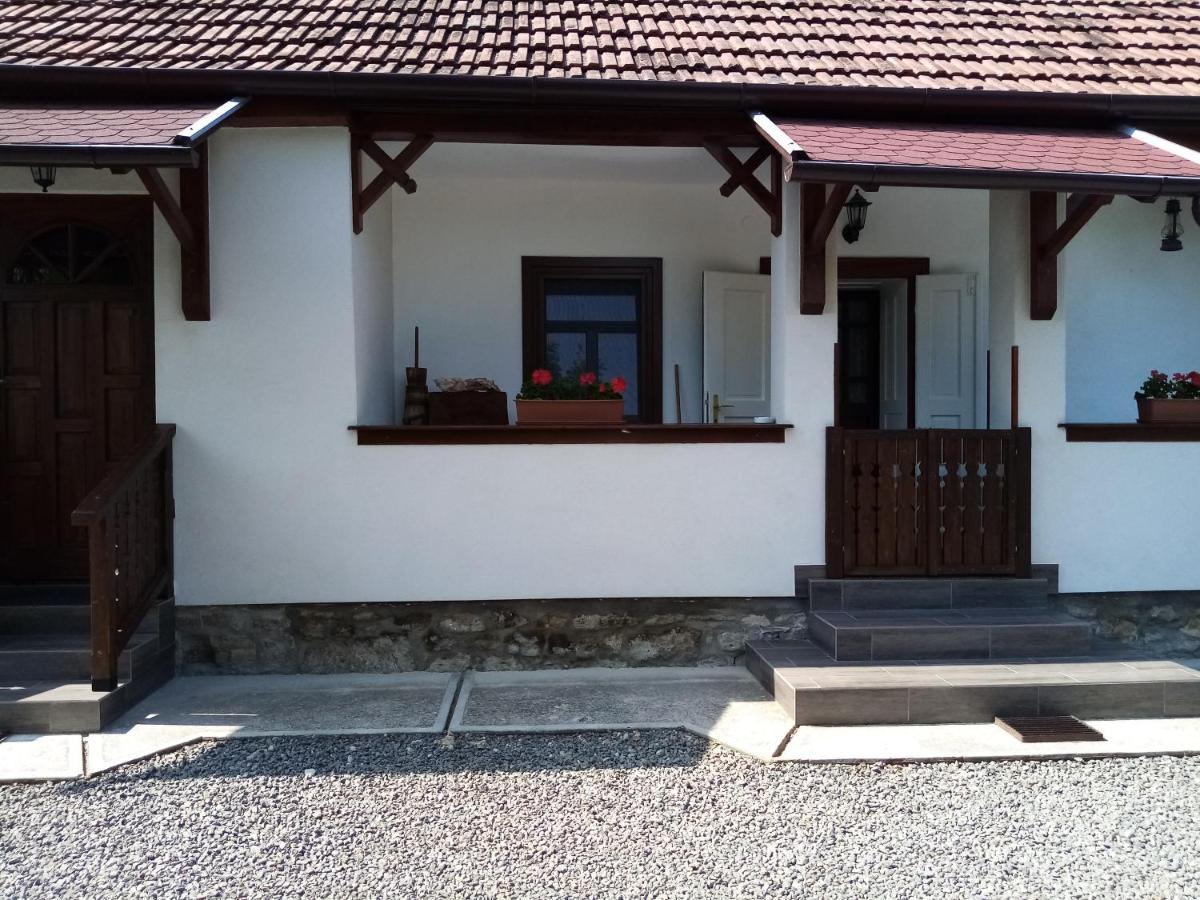 Kazsimer Vendeghaz Erdohorvati Exterior photo